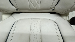 Сидіння 2 ряду праве BMW X7 G07 19-25 з airbag, електричне, підігрів, під 6 місць, шкіра Vernasca, Elfenbein-Weiss, під хімчистку, надриви задньої нижньої накладки