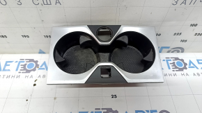 Подстаканники центральной консоли передние BMW X7 G07 19-25 черный с хром, царапины