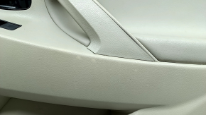 Обшивка двери карточка передняя правая Toyota Camry v40 07-11 бежевая с коричневым, вставка пластик, подлокотник кожа бежевая, под химчистку, побелел пластик, царапины, разбух уплотнитель