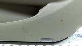 Обшивка двери карточка передняя правая Toyota Camry v40 07-11 бежевая с коричневым, вставка пластик, подлокотник кожа бежевая, под химчистку, побелел пластик, царапины, разбух уплотнитель