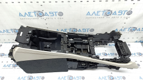 Консоль центральна BMW X7 G07 19-25 Elfenbein-Weiss, подряпини, під хімчистку