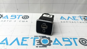 USB Hub, AUX центральной консоли Jeep Cherokee KL 14-20 сломано крепление накладки