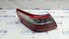 Фонарь внешний крыло левый Toyota Camry v40 07-09 hybrid, потерт