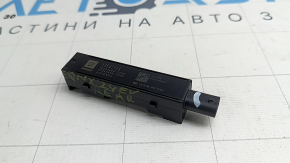 Keyless Entry Antenna Chevrolet Equinox EV 24-26 под задним рядом сидений
