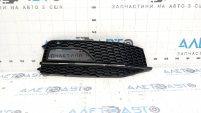 Решетка переднего бампера правая Audi A4 B8 13-16 S-line, хром молдинг