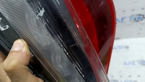 Фонарь заднего бампера правый Toyota Prius 50 Prime 17-22 затерт