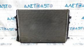 Радиатор охлаждения вода VW Passat b8 16-19 USA 1.8T, 2.0T обломан винт
