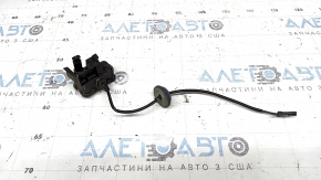 Замок лючка бензобака VW Passat b8 16-19 USA