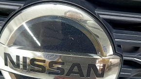 Грати радіатора grill з емблемою Nissan Rogue 21-23 під камеру і радар, стусани