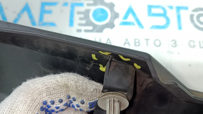 Накладка дверей нижня ззаду права Nissan Rogue 21-25 S, SV структура, зламані кріплення, прим'ята, подряпини