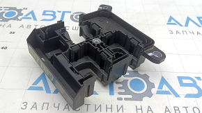 Кронштейн подкапотоного блока предохранителей Chevrolet Equinox EV 24-26