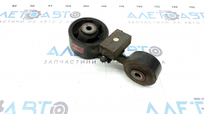 Подушка двигателя кронштейн верхний Toyota Camry v40 07-11 2.4, hybrid микротрещины