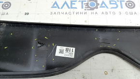 Накладка даху ззаду центральна Toyota Prius 50 16-22 зламані кріплення, подряпини