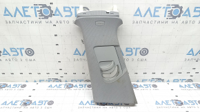 Накладка центральної стійки верхня ремінь ліва Audi A4 B9 18-25 сіра, під хімчистку, подряпини