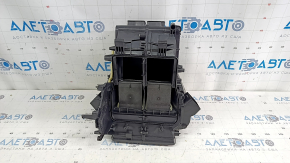 Корпус голый кондиционер VW Passat b8 16-19 USA