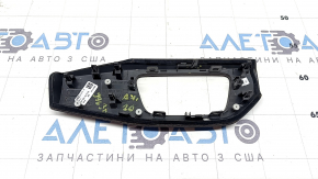 Накладка передньої панелі ліва Audi A4 B9 17-25 сіре дерево eiche grau natural, зламане кріплення