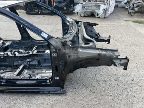 Четверть передняя правая VW Passat b8 16-19 USA на кузове, черная