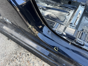 Стойка кузова центральная правая VW Passat b8 16-19 USA на кузове, тычки