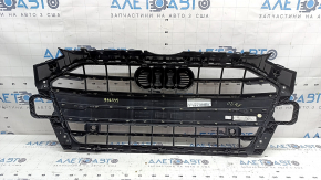 Решетка радиатора grill в сборе Audi A4 20-24 рест, с эмблемой, под парктроники, черный глянец-хром