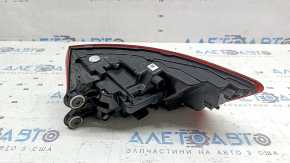 Ліхтар зовнішній крило лівий Audi A4 B9 20-25 седан LED, потертий