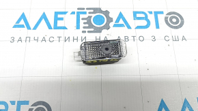 Плафон подсветки обшивки двери карточки передней левой Audi Q3 83A 19-25
