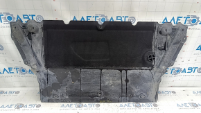 Защита двигателя Audi A4 B9 20-25 затерта, трещина