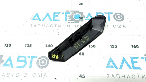 Накладка ліхтаря внутрішніх дверей багажника права Audi Q3 83A 19-25 надламана напрямна