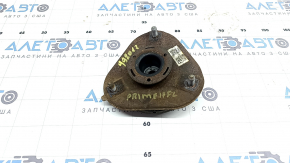 Опора амортизатора передняя левая Toyota Prius 50 16-22 с подшибником, ржавая