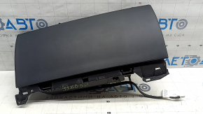 Перчаточный ящик, бардачок Tesla Model Y 20-25 черный, царапина, потертости