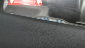 Торпедо передняя панель с AIRBAG Tesla Model Y 20-25 черная, с накладкой под динамики, ржавый пиропатрон, царапины