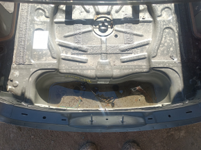 Корито багажника Audi A3 8V 15-20 4d AWD на кузові, 1 частина