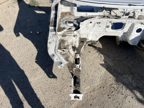 Четверть передняя правая Audi Q3 83A 22-25 на кузове, белая