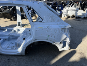 Чверть крило задня ліва Audi Q3 83A 19-25 на кузові, біла, вм'ятинка, тичка