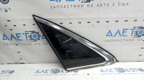 Форточка глухое стекло задняя левая Audi A4 B9 20-25 хром