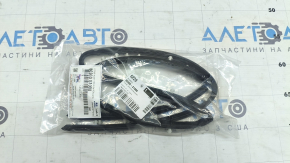 Уплотнитель капота на бампере Hyundai Santa FE 19-20