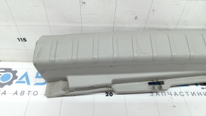Накладка проема багажника Toyota Prius 30 10-15 серая, с накладкой скобы, царапины