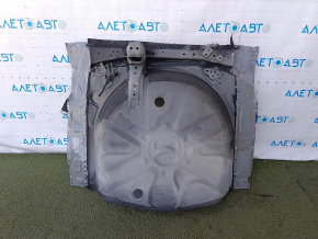 Корито багажника Toyota Prius V 12-17 висвердлено