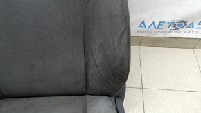 Сиденье водительское Toyota Prius 30 12-15 с airbag, механическое, велюр темно-серый, под химчистку, заломы ткани