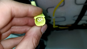 Сиденье пассажирское Toyota Prius 30 12-15 с airbag, механическое, велюр темно-серый, под химчистку