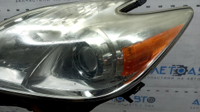 Фара передня ліва Toyota Prius 30 12-15 рест, галоген, подряпини, під полірування