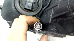 Фара передня права Toyota Prius 30 12-15 рест, галоген, під полірування, подряпини, тріщини під склом