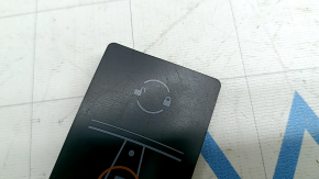 Ключ Tesla Model Y 20-25 KEYCARD погнута, царапины