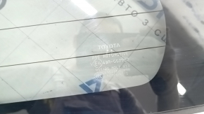 Дверь багажника голая со стеклом Toyota Prius 30 12-15 красный 3R3, с двумя стеклами, с трапецией, поводком, спойлером, стоп-сигналом, накладкой и эмблемой, стекло верхнее VITRO, обламан пин подогрева