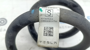 Пружина задняя левая Tesla Model Y 20-25