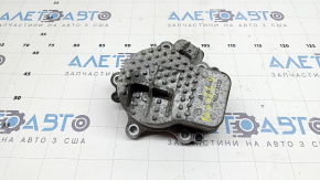 Помпа водяная Toyota Prius 30 10-15 сломана фишка
