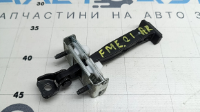 Обмежувач двері задньої правої Ford Mustang Mach-E 21-26
