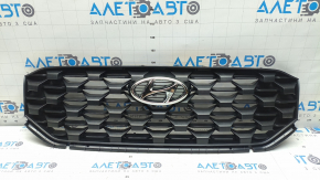 Решітка радіатора grill у зборі Hyundai Santa FE 21-23 зі значком, чорна