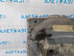 Корито багажника Audi A4 B9 17-25 висвердлено