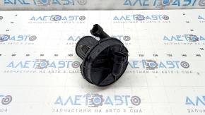 Насос воздушный Audi A6 C7 13-18 3.0T надорвана изоляция проводки