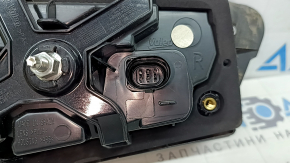 Фонарь внутренний крышка багажника правый Audi A6 C7 16-18 рест, под полировку